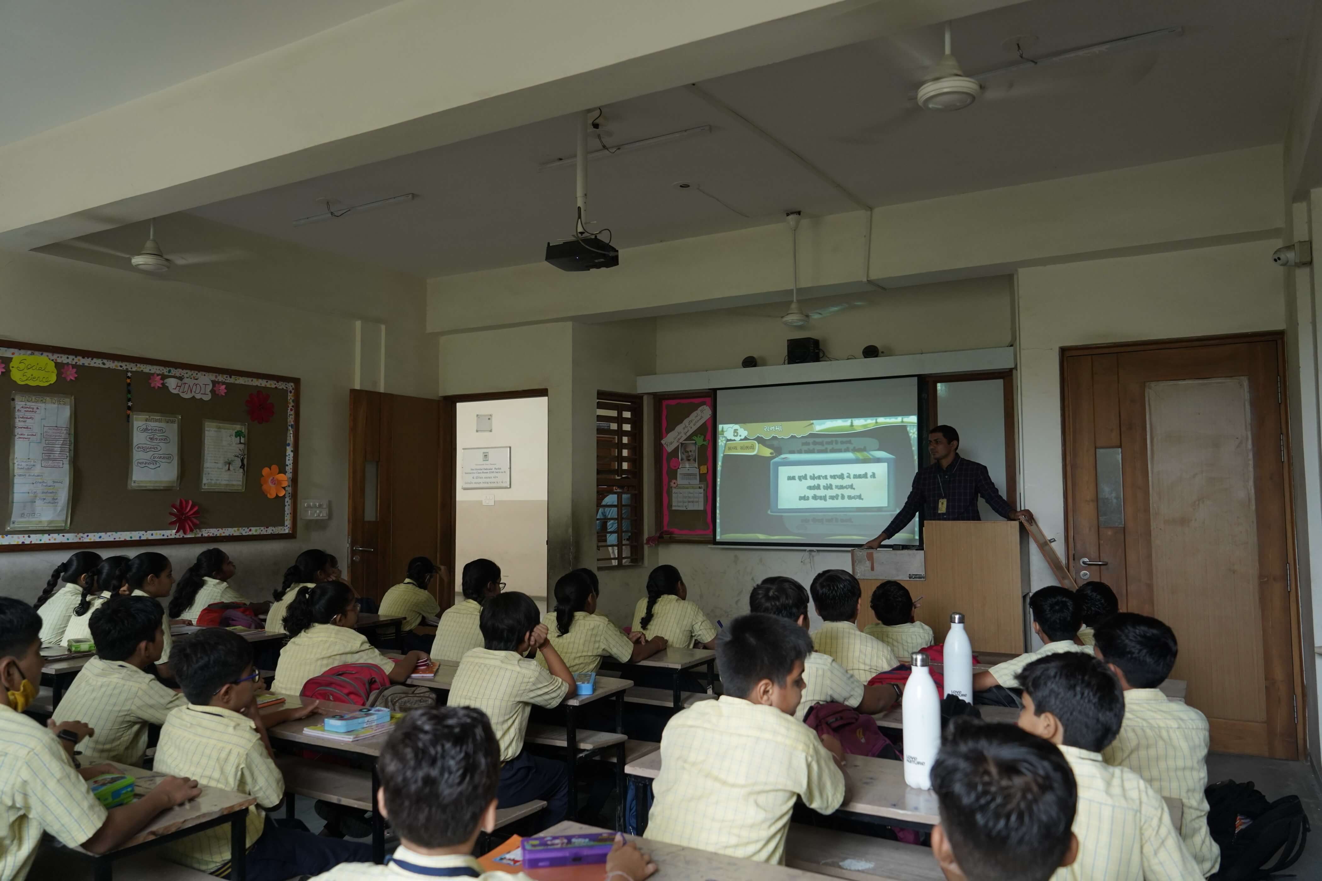 Activity 3 - Shri Kirtilal Dahyalal Parikh Interactive Class Room (EMS 6 to 8) - Vidyamandir Trust, Palanpur